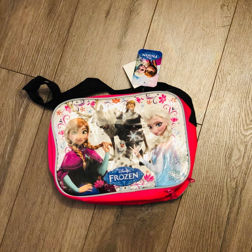 NEW Disney’s Frozen Lunchbox